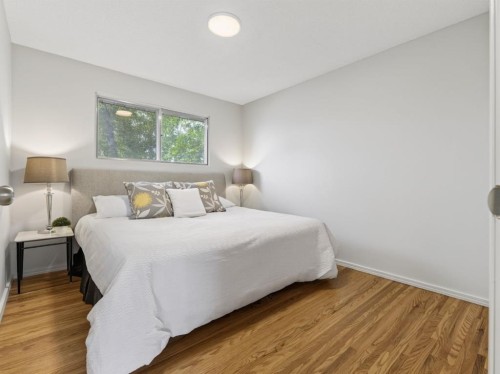 847 Raynard Crescent Se, Calgary, AB 