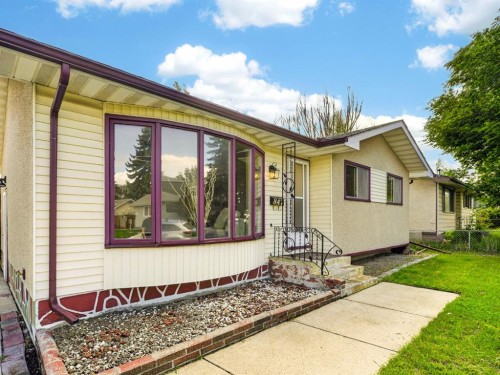 847 Raynard Crescent Se, Calgary, AB 
