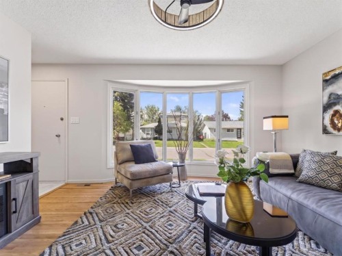 847 Raynard Crescent Se, Calgary, AB 