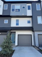 421 Skyview Ranch Circle NE Calgary, AB T3N 1Y8