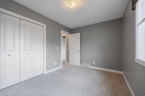 5 Marquis Common Se, Calgary, AB 