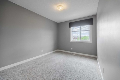 5 Marquis Common Se, Calgary, AB 