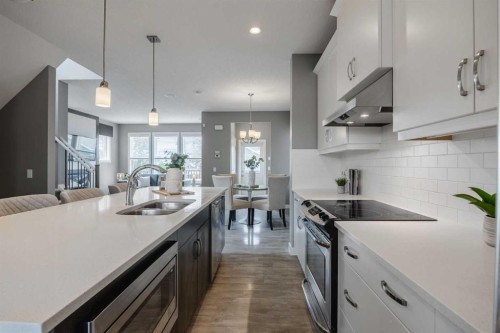 5 Marquis Common Se, Calgary, AB 