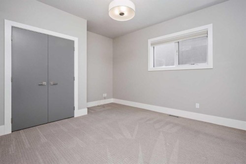 5024 21 Street Sw, Calgary, AB 