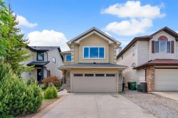 28 Cranwell Crescent SE Calgary, AB T3M 1E9