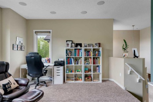 28 Cranwell Crescent Se, Calgary, AB 