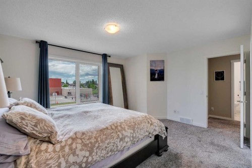 28 Cranwell Crescent Se, Calgary, AB 