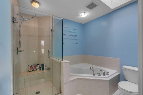 28 Cranwell Crescent Se, Calgary, AB 