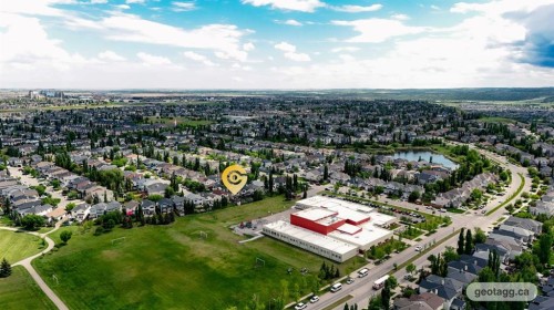 28 Cranwell Crescent Se, Calgary, AB 