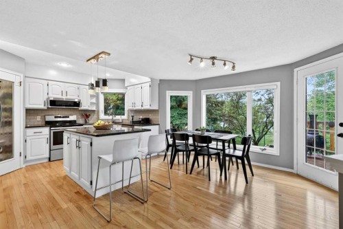 115 Woodpark Terrace Sw, Calgary, AB 