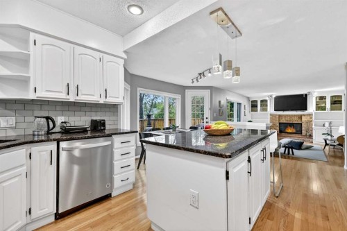 115 Woodpark Terrace Sw, Calgary, AB 