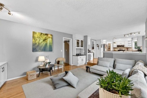 115 Woodpark Terrace Sw, Calgary, AB 