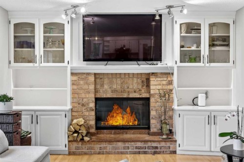 115 Woodpark Terrace Sw, Calgary, AB 