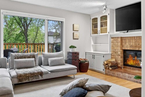 115 Woodpark Terrace Sw, Calgary, AB 