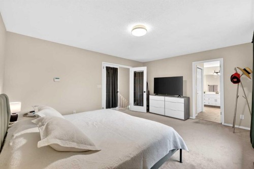 115 Woodpark Terrace Sw, Calgary, AB 