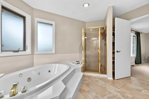 115 Woodpark Terrace Sw, Calgary, AB 