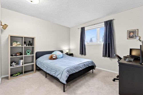 115 Woodpark Terrace Sw, Calgary, AB 