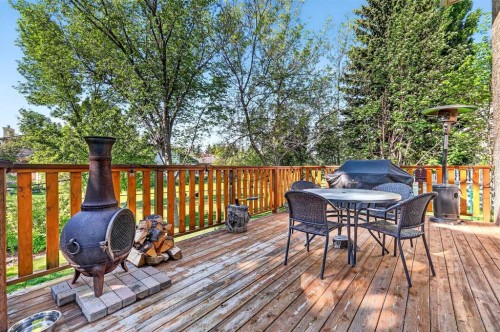115 Woodpark Terrace Sw, Calgary, AB 