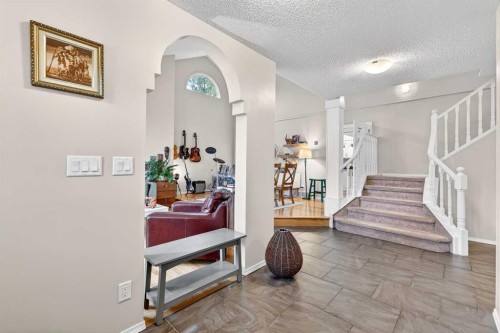 115 Woodpark Terrace Sw, Calgary, AB 