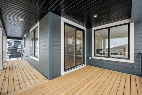 28 Sunvalley View, Cochrane, AB 