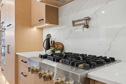 224 18A Street Nw, Calgary, AB 