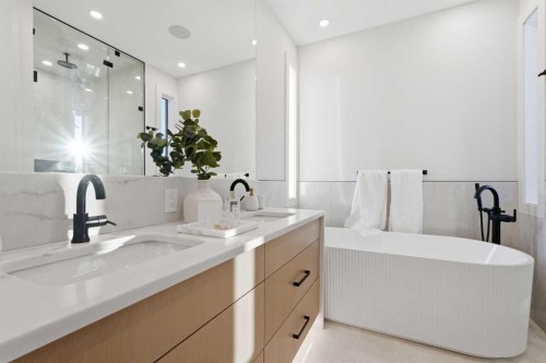 224 18A Street Nw, Calgary, AB 