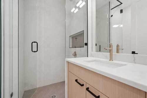 224 18A Street Nw, Calgary, AB 