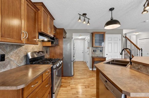 32 Everglen Grove Sw, Calgary, AB 