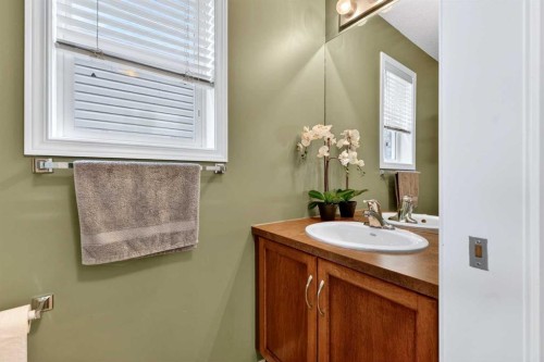 32 Everglen Grove Sw, Calgary, AB 