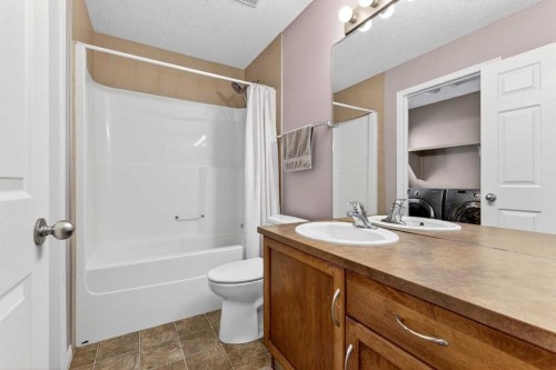 32 Everglen Grove Sw, Calgary, AB 