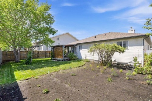 31 Sierra Road, Olds, AB 