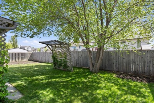 31 Sierra Road, Olds, AB 