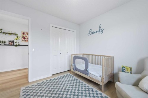 91 Bridleridge Crescent Sw, Calgary, AB - Indoor Photo Showing Bedroom