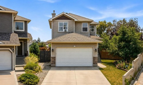 91 Bridleridge Crescent Sw, Calgary, AB - Outdoor With Facade