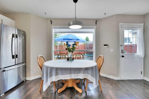 67 Somervale Drive Sw, Calgary, AB - Indoor Photo Showing Dining Room