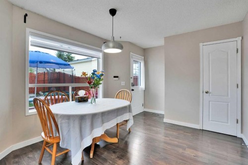 67 Somervale Drive Sw, Calgary, AB - Indoor Photo Showing Dining Room