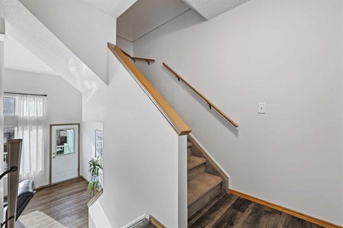 258 Rocky Ridge Court Nw, Calgary, AB 