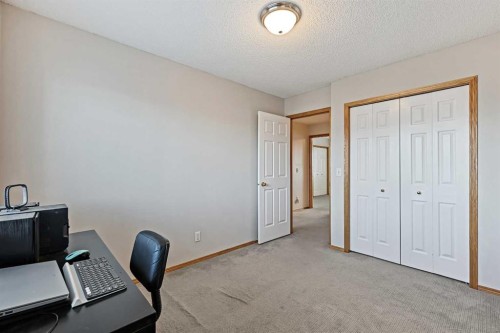 258 Rocky Ridge Court Nw, Calgary, AB 