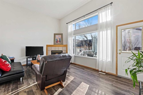 258 Rocky Ridge Court Nw, Calgary, AB 
