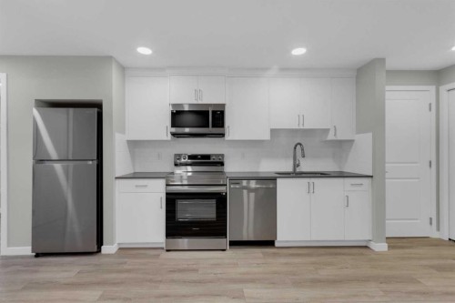 86 Magnolia Street Se, Calgary, AB 