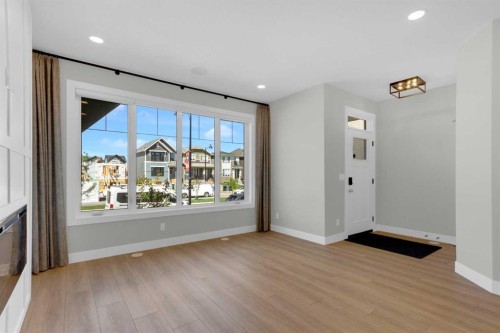 86 Magnolia Street Se, Calgary, AB 