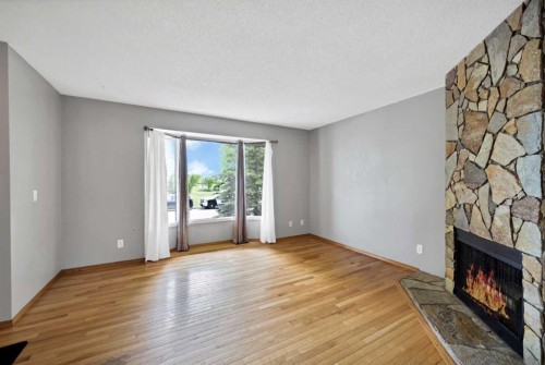 56 Templeridge Crescent Ne, Calgary, AB 