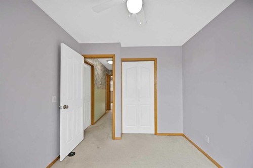 56 Templeridge Crescent Ne, Calgary, AB 