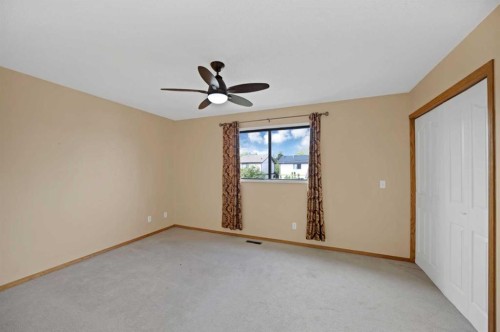 56 Templeridge Crescent Ne, Calgary, AB 