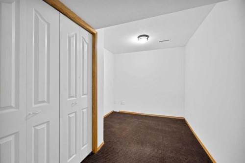 56 Templeridge Crescent Ne, Calgary, AB 