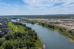 405-125 Wolf Hollow Crescent SE Calgary, AB T2X 5W9