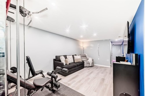 10 Reunion Grove Nw, Airdrie, AB - Indoor