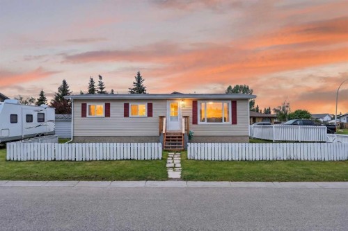 102 Southridge Place  Didsbury, AB T0M 0W0