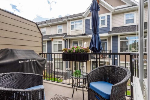 219 Wentworth Row Sw, Calgary, AB 