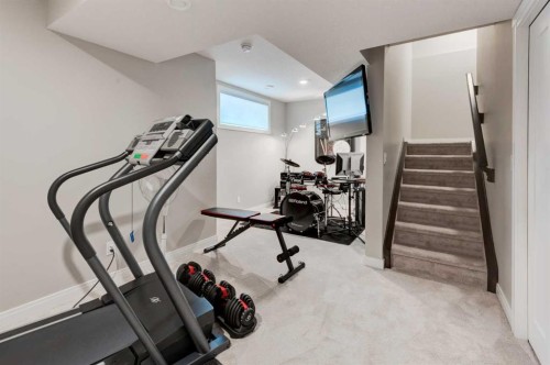219 Wentworth Row Sw, Calgary, AB 